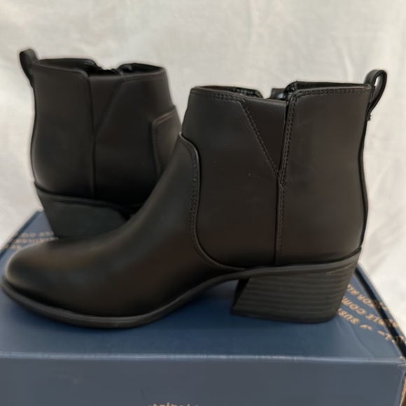 Dr. Scholl's Side Zip Ankle Boots - Lawless - Picture 4 of 8